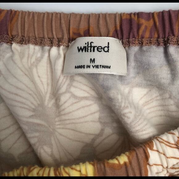 Wilfred crop top.  Size medium - Picture 3 of 5